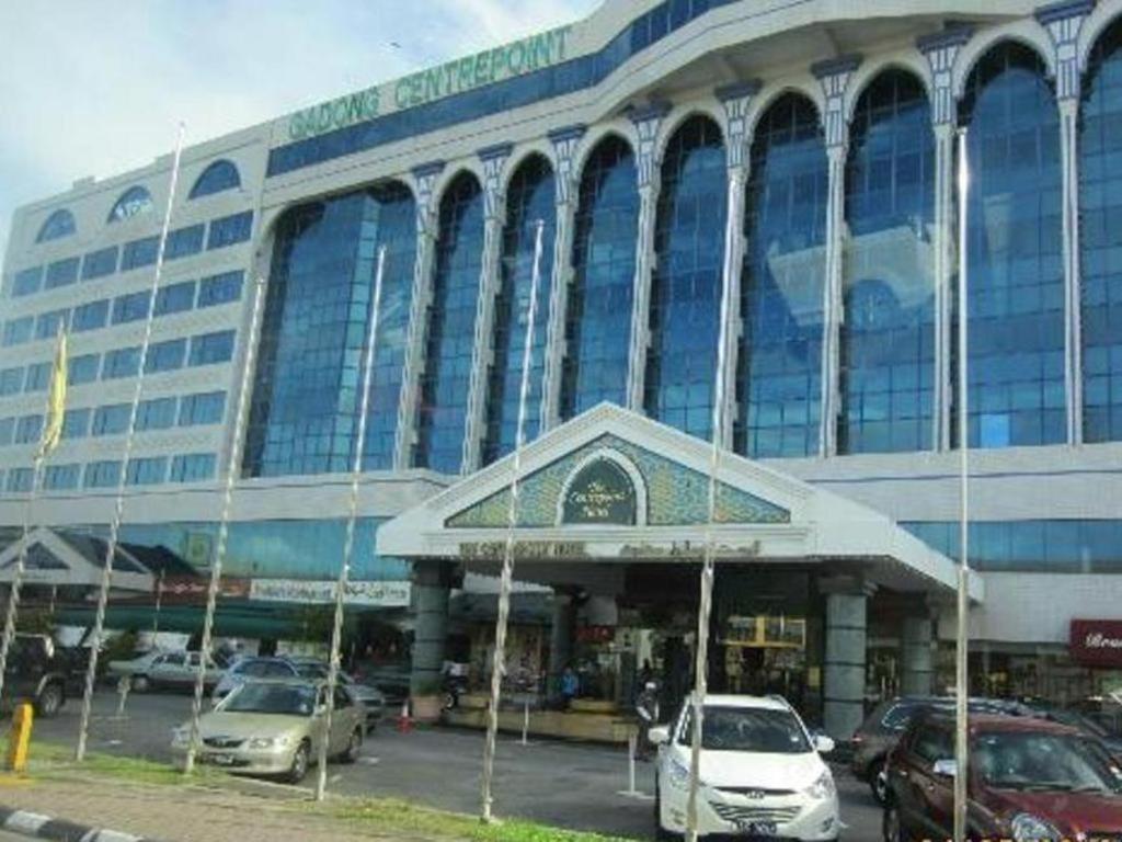 The Centrepoint Hotel Bandar Seri Begawan Buitenkant foto